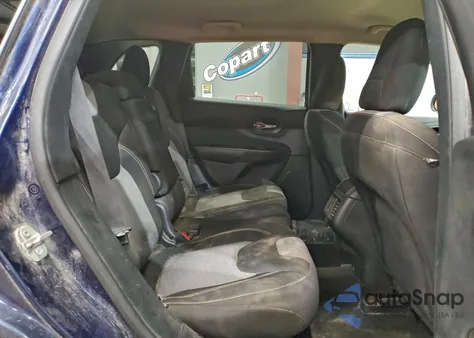 2014 Jeep Cherokee Latitude z USA, uszkodzony, nr VIN 1C4PJMCS3EW124655